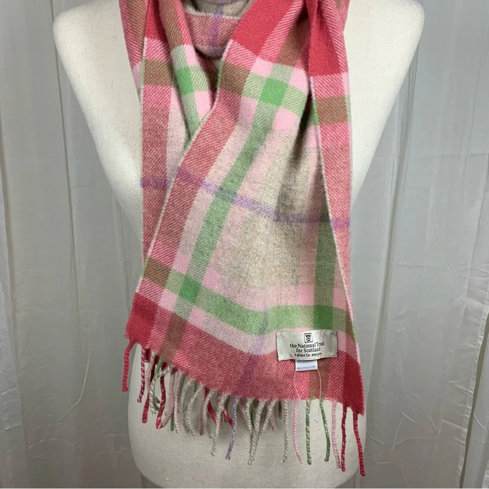 The‎ National Trust for Scotland 100% Lambswool Plaid Scarf Pink Green Lilac